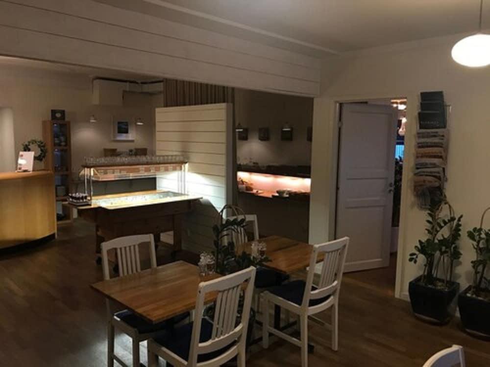 Port Hotel كورلْشامن المظهر الخارجي الصورة