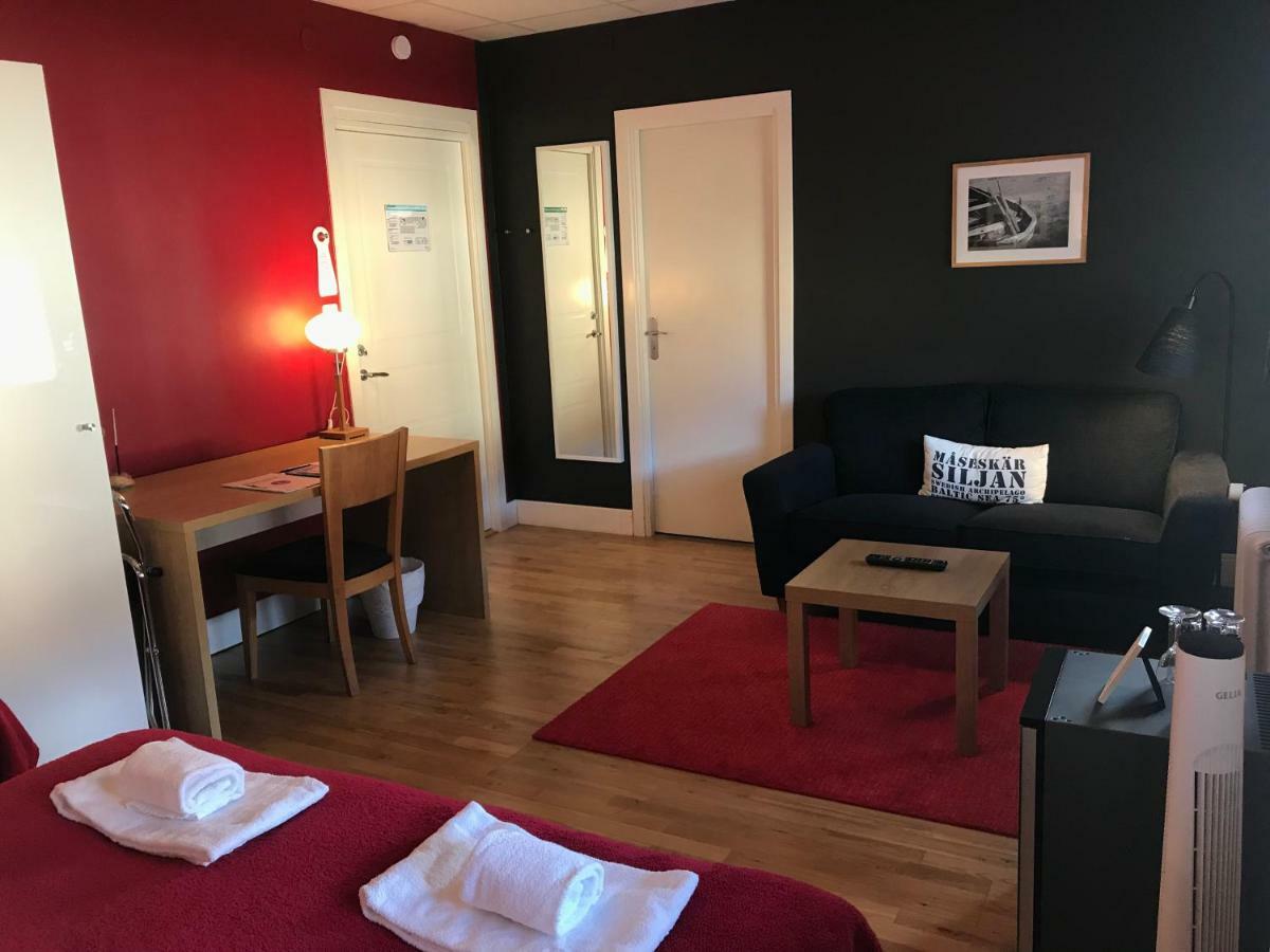 Port Hotel كورلْشامن المظهر الخارجي الصورة